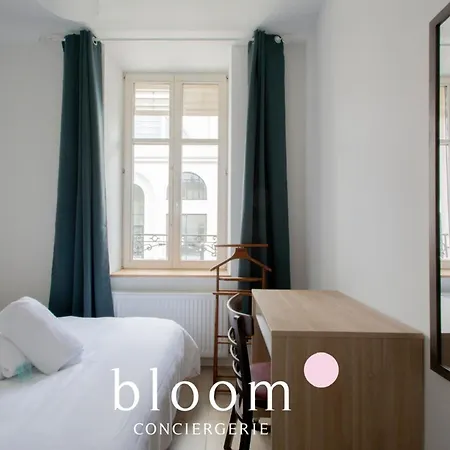 Apartment Le Confort De Blandan Parking Prive Et Terrasse Nancy